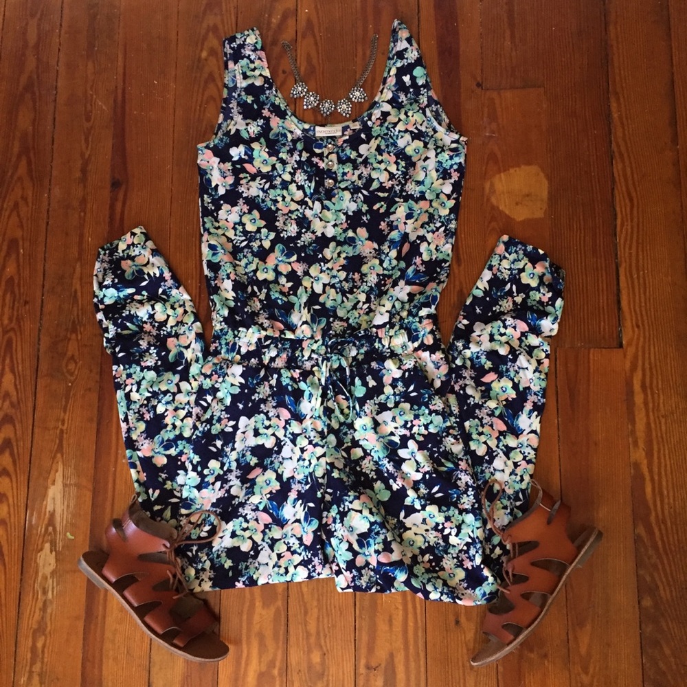 Eva Mendes Floral jumpsuit
